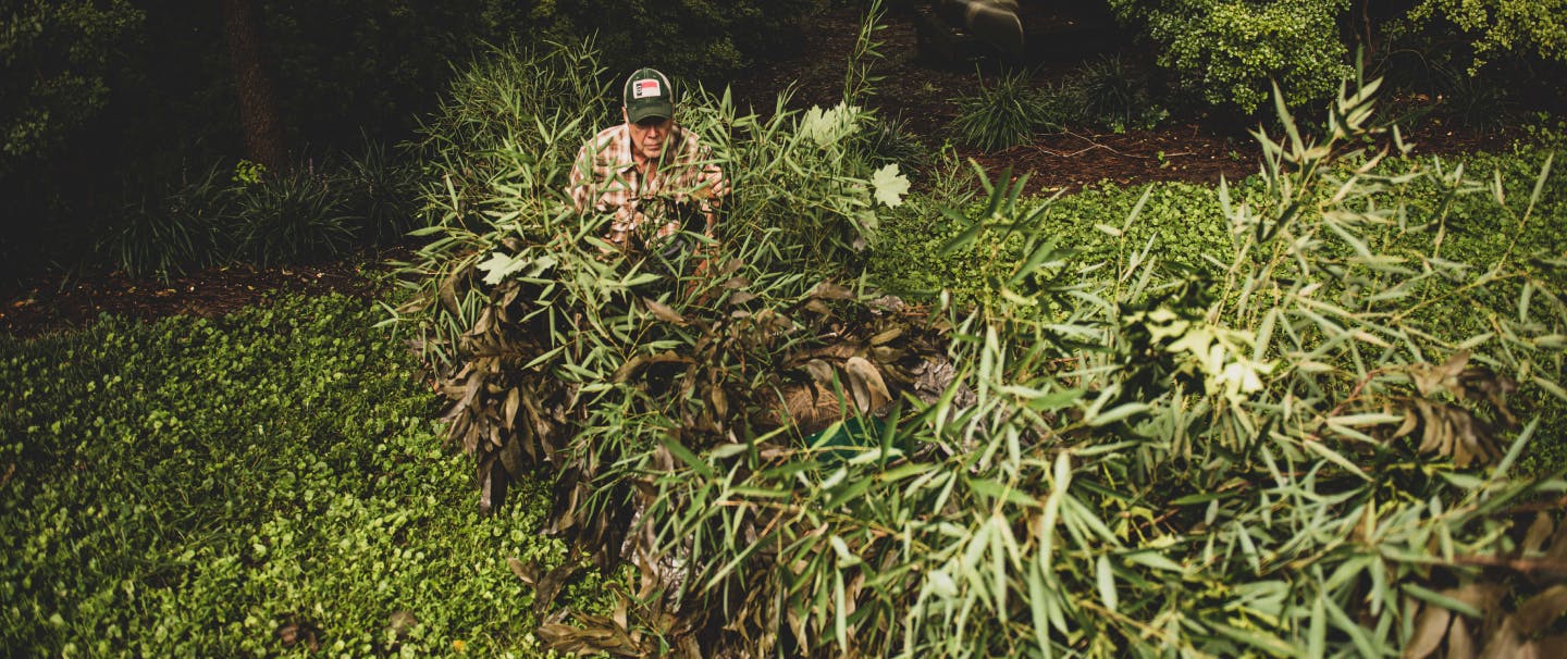 How to Camouflage a Canoe for Duck Hunting