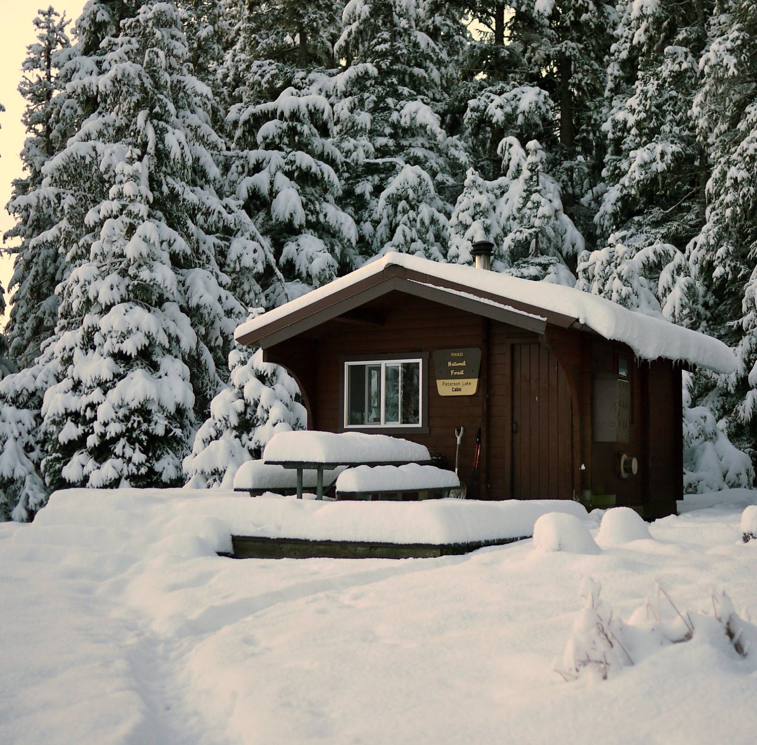 The Alaskan Cabins Project