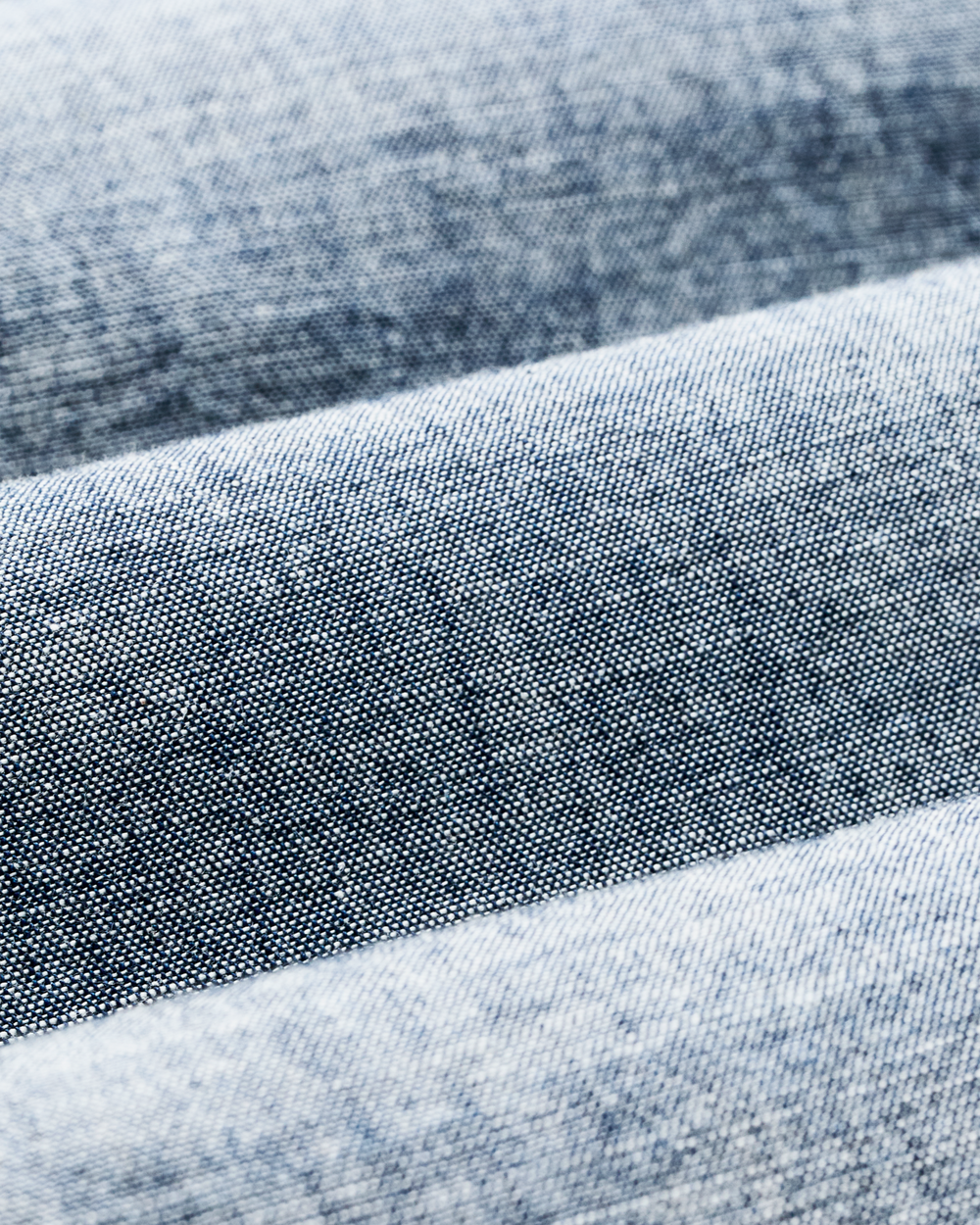 Alternate view of the Filson Short-sleeve Embroidered Chambray Shirt - Rinsed Indigo