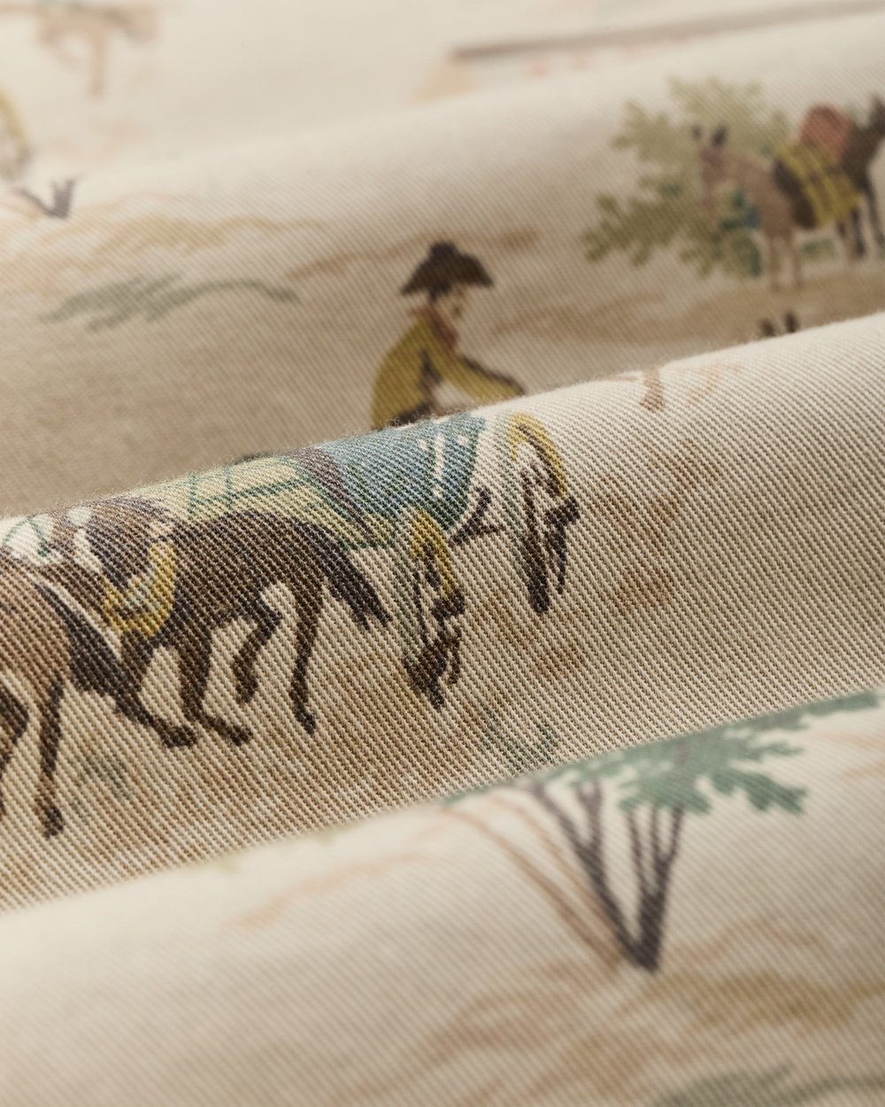 Alternate view of the Filson Women's Long Sleeve Twill Camp Shirt - Desert Green / Print