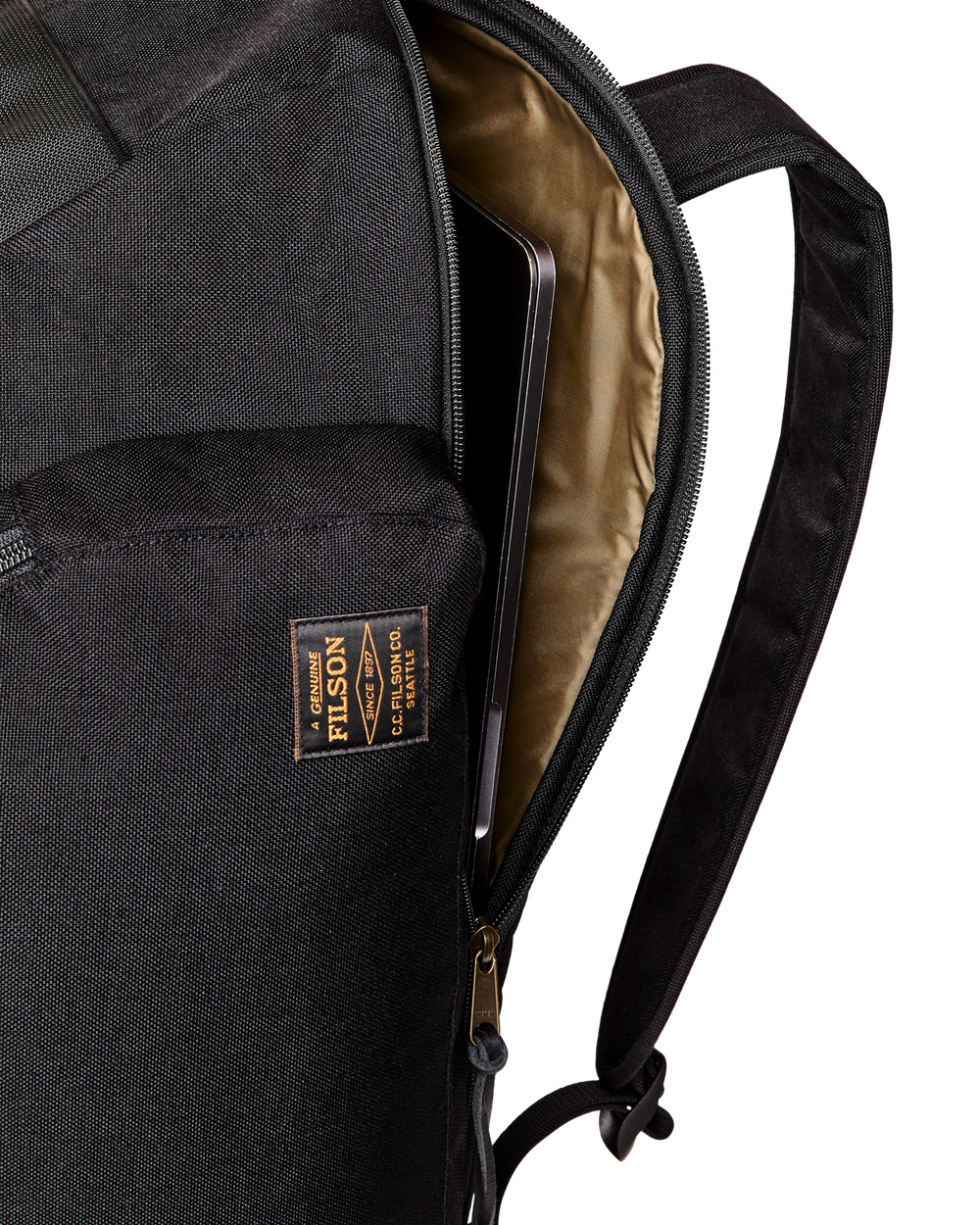 Alternate view of the Filson Dryden Duffle Pack - Black