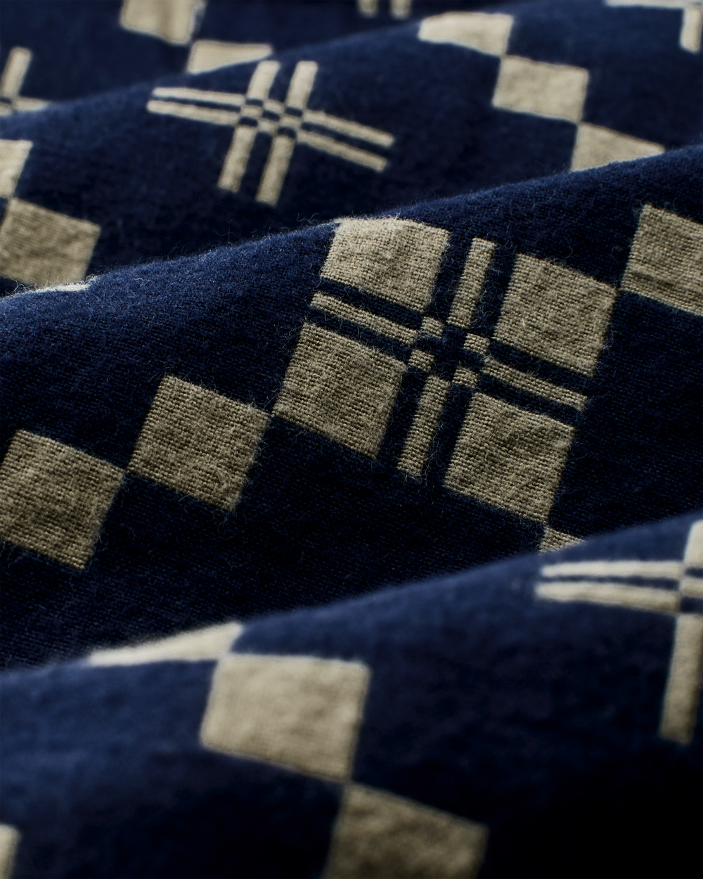 Alternate view of the Filson Women's Colchuck Short Jacket - Navy / Sage Jacquard