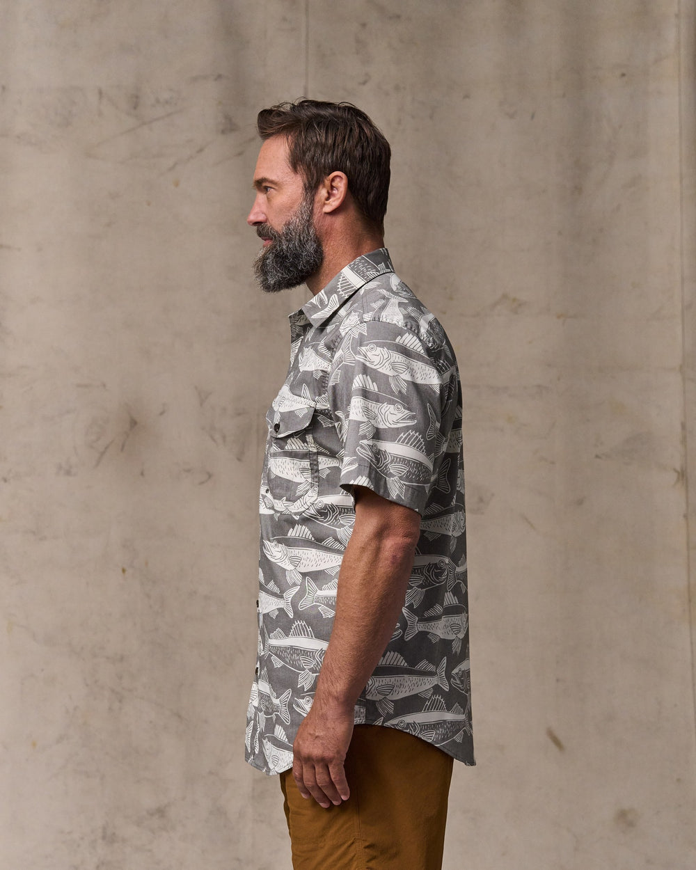 image of a model wearing Filson's Twin Lakes Short Sleeve Sport Shirt - Beluga / Print