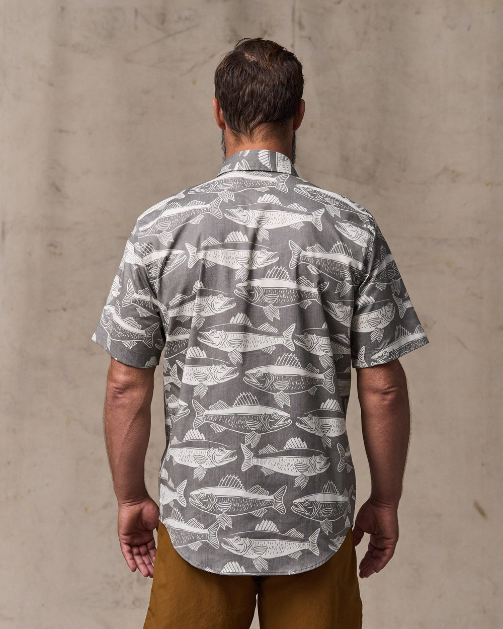 image of a model wearing Filson's Twin Lakes Short Sleeve Sport Shirt - Beluga / Print