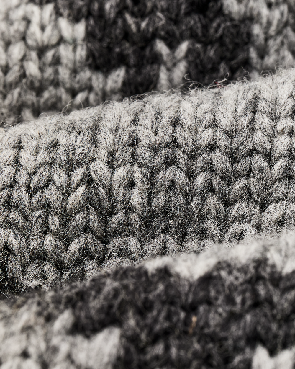 Handmade Full-zip Sweater - Heather Gray / Fishing Boat