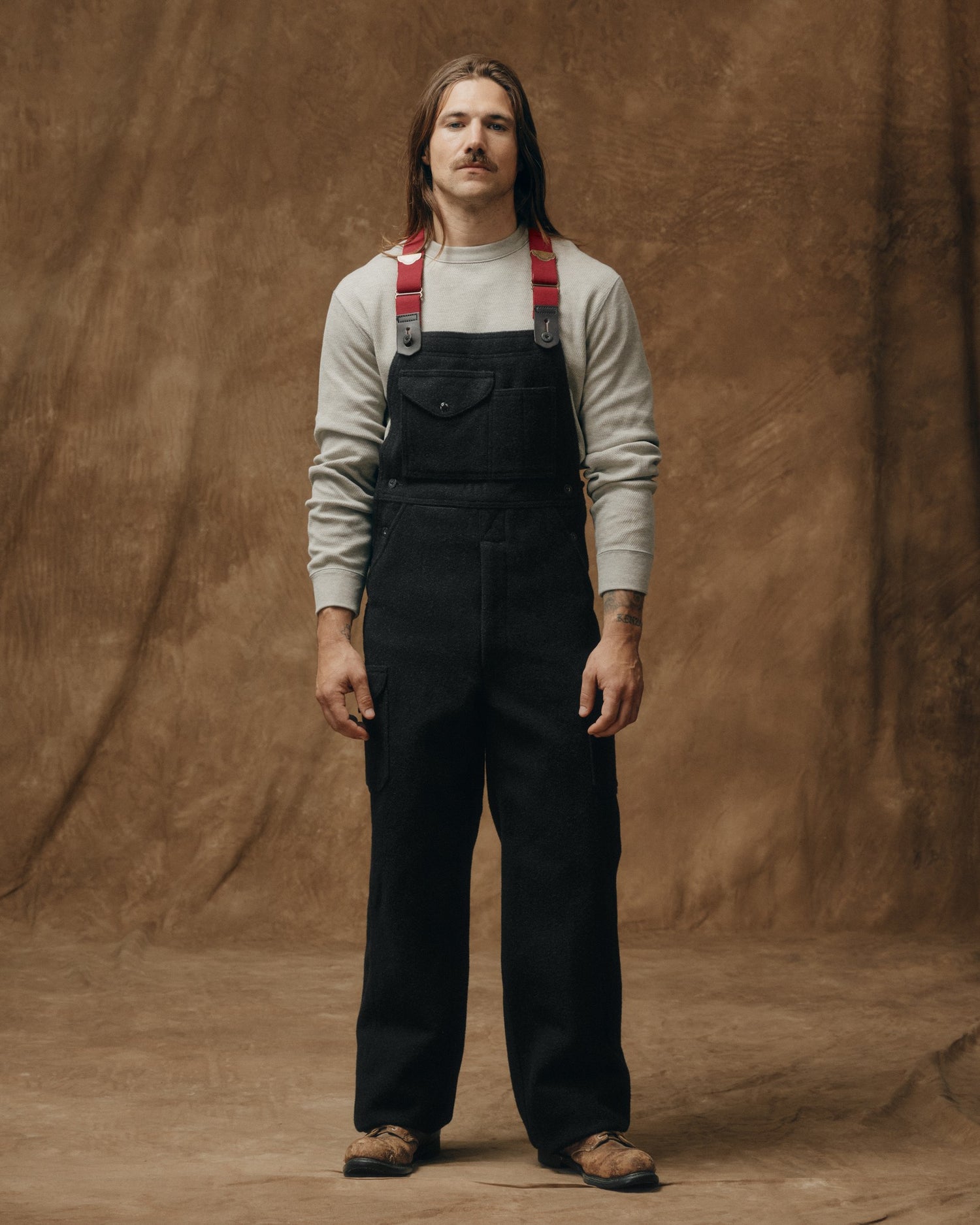 |Christopher is 5'10" wearing a size Medium